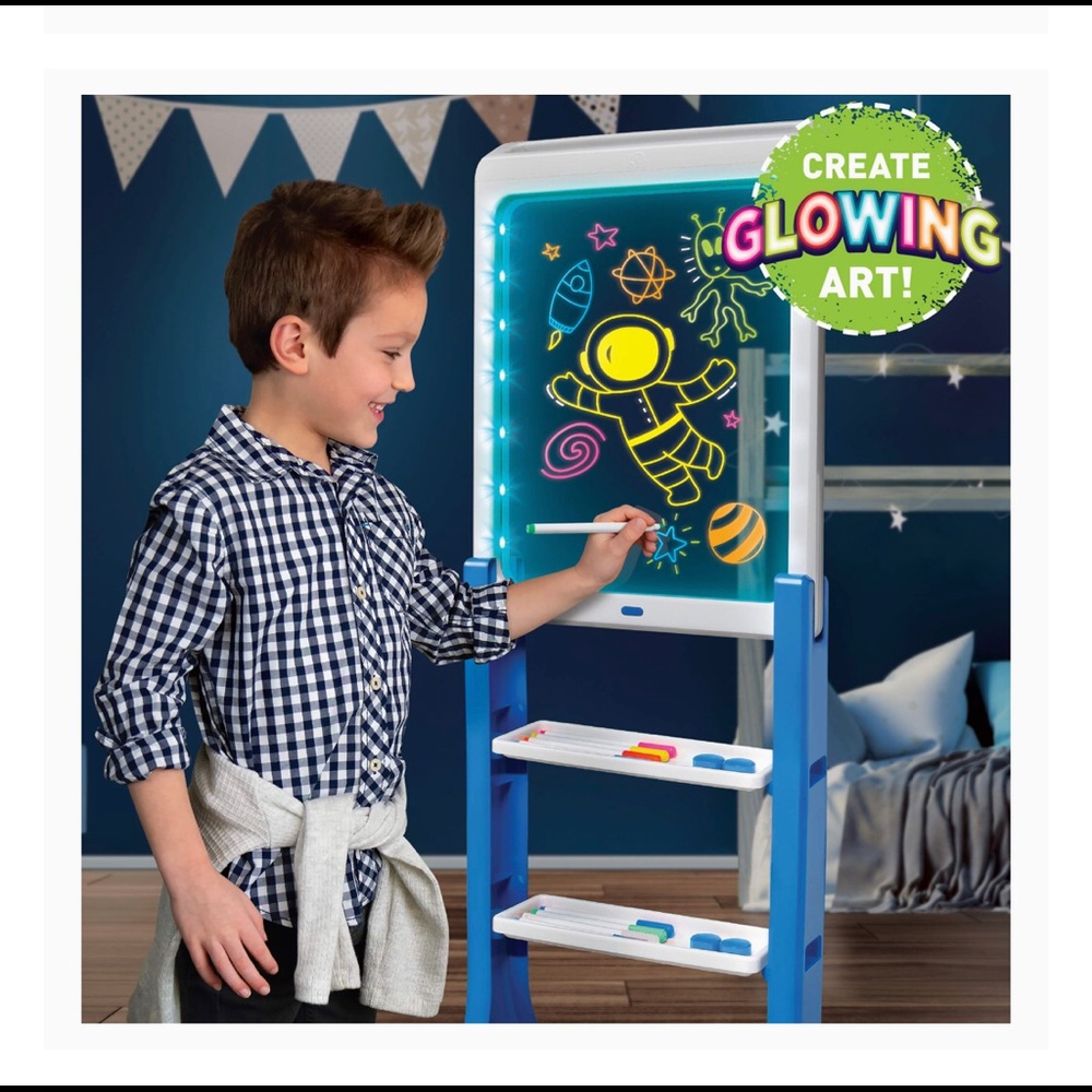 LED Artist Easel, Removable Glow-In-TheDark Tablet